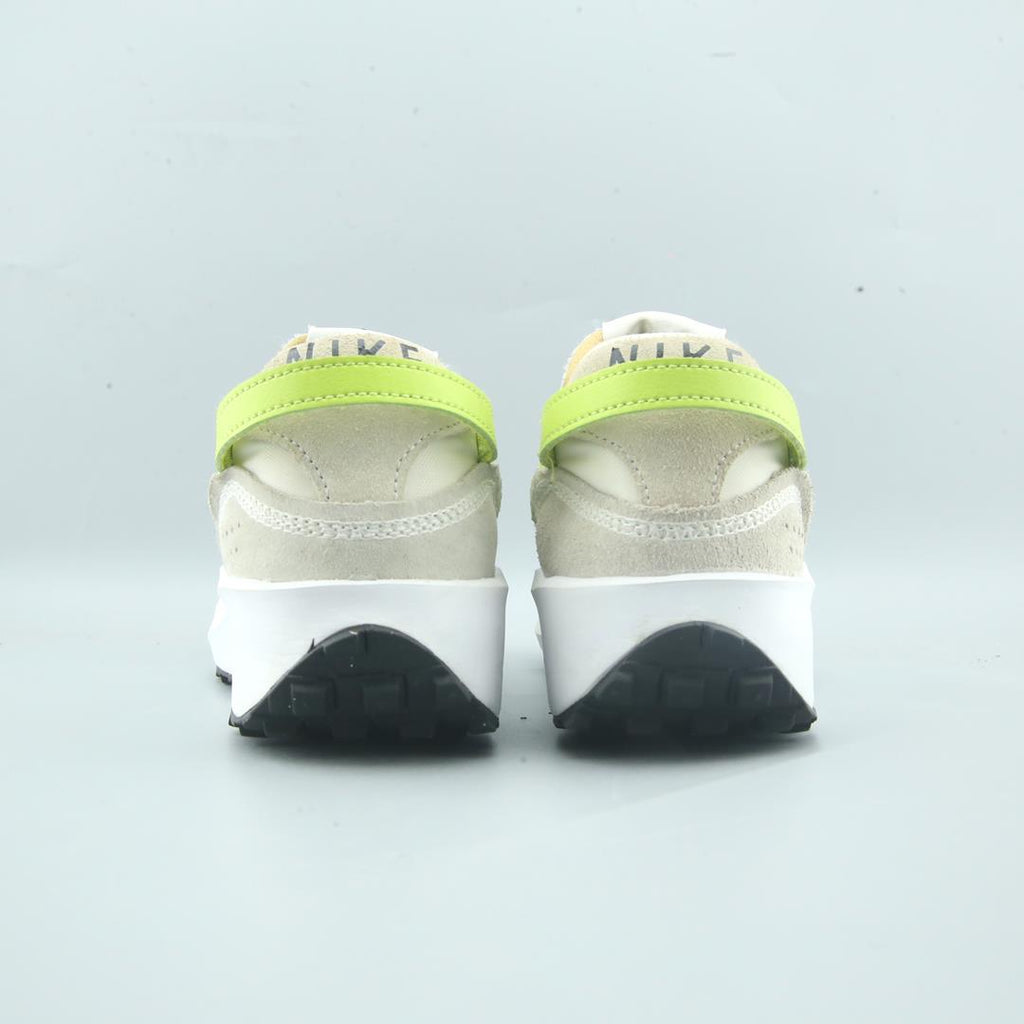 Nike Waffle Debut
