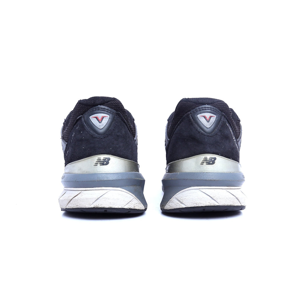 New Balance 990V5