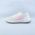 Nike Revolution 6
