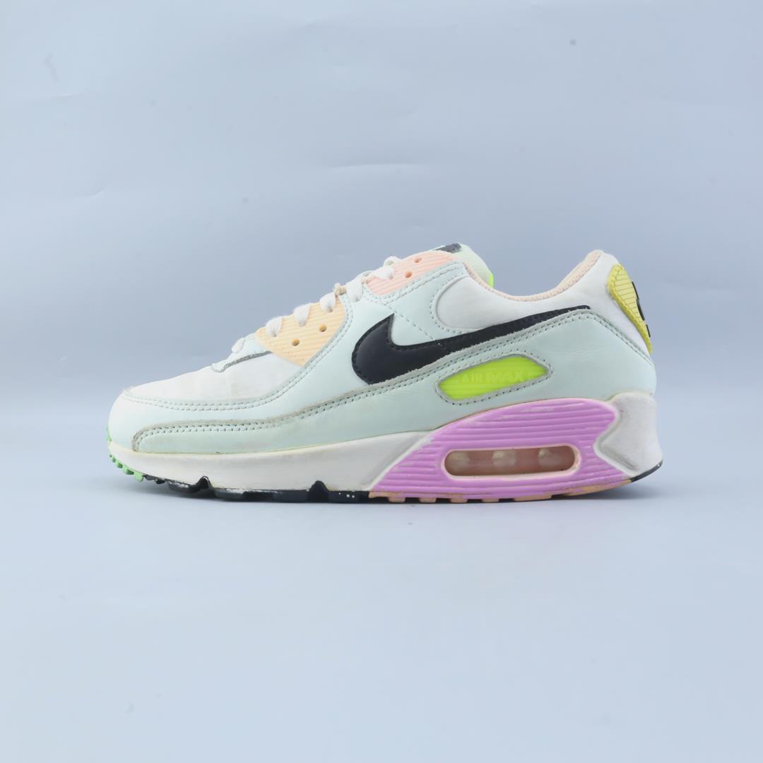 Nike Air Max 90