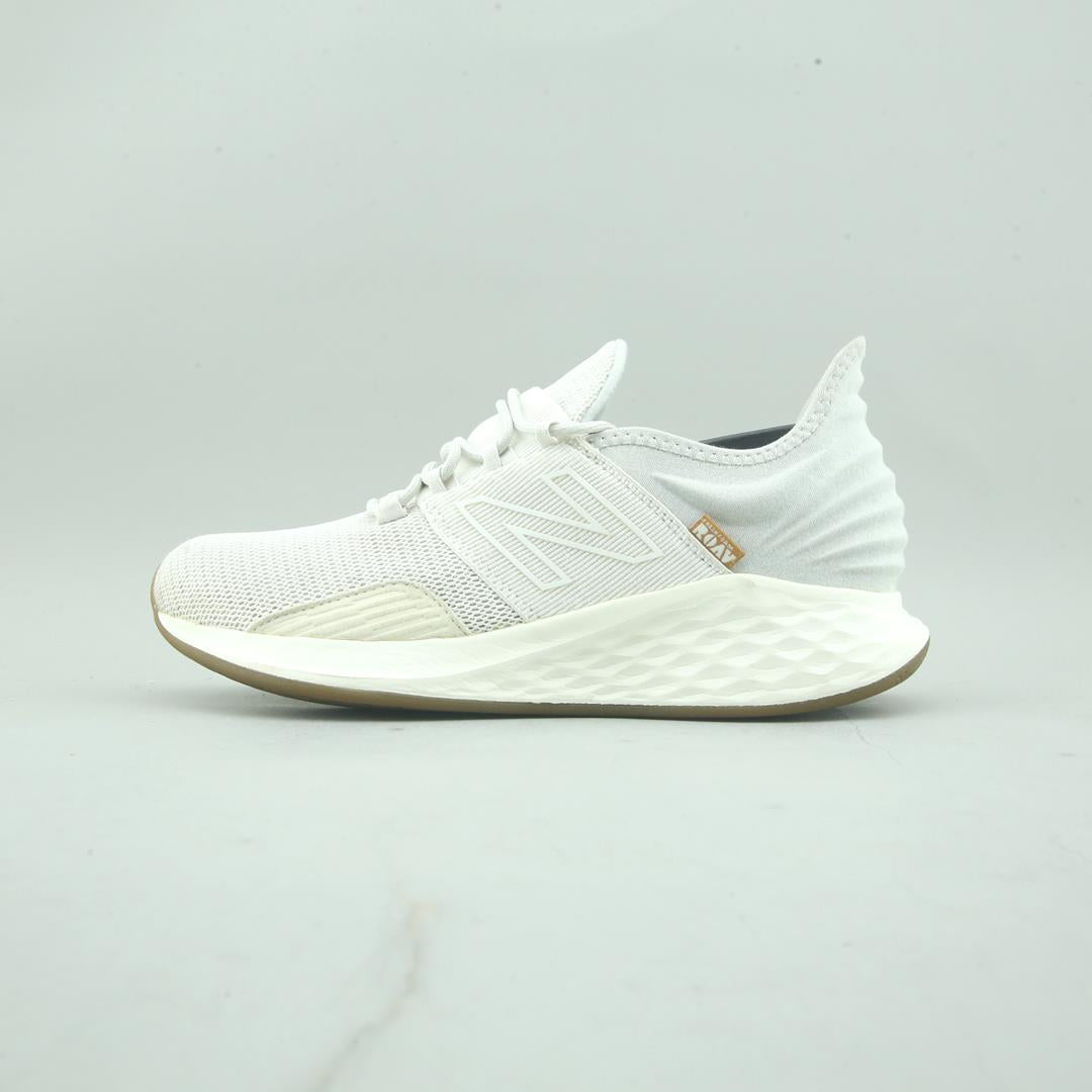 New Balance Fresh Foam Roav