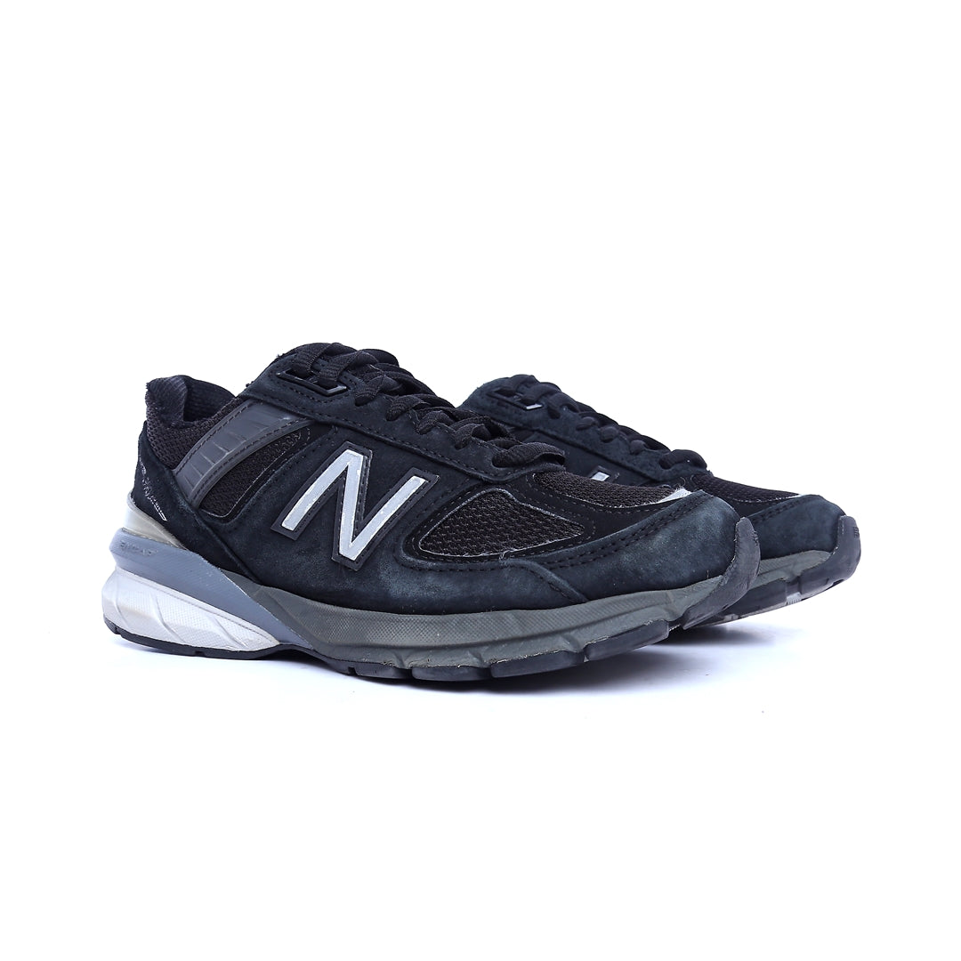 New Balance 990V5