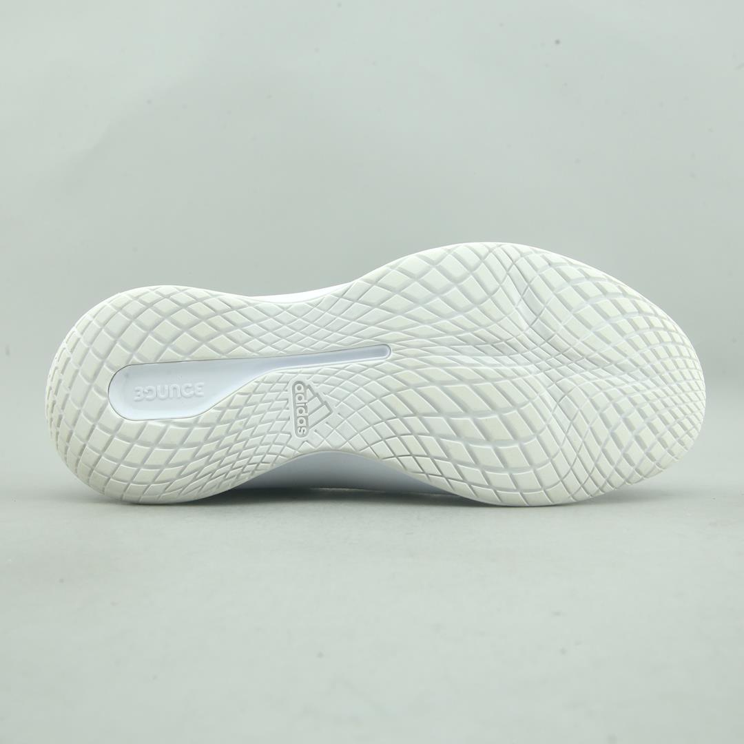 Adidas Novaflight