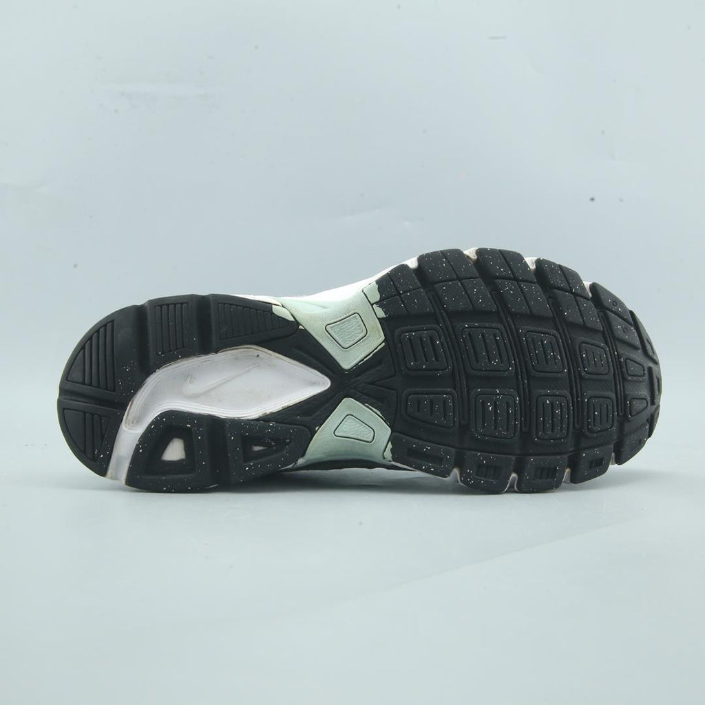 Nike Initiator