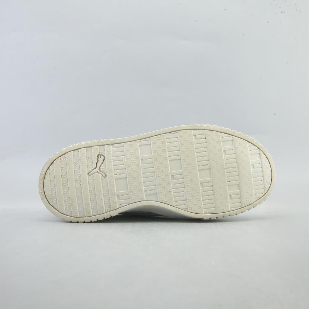 Puma Carina 2.0