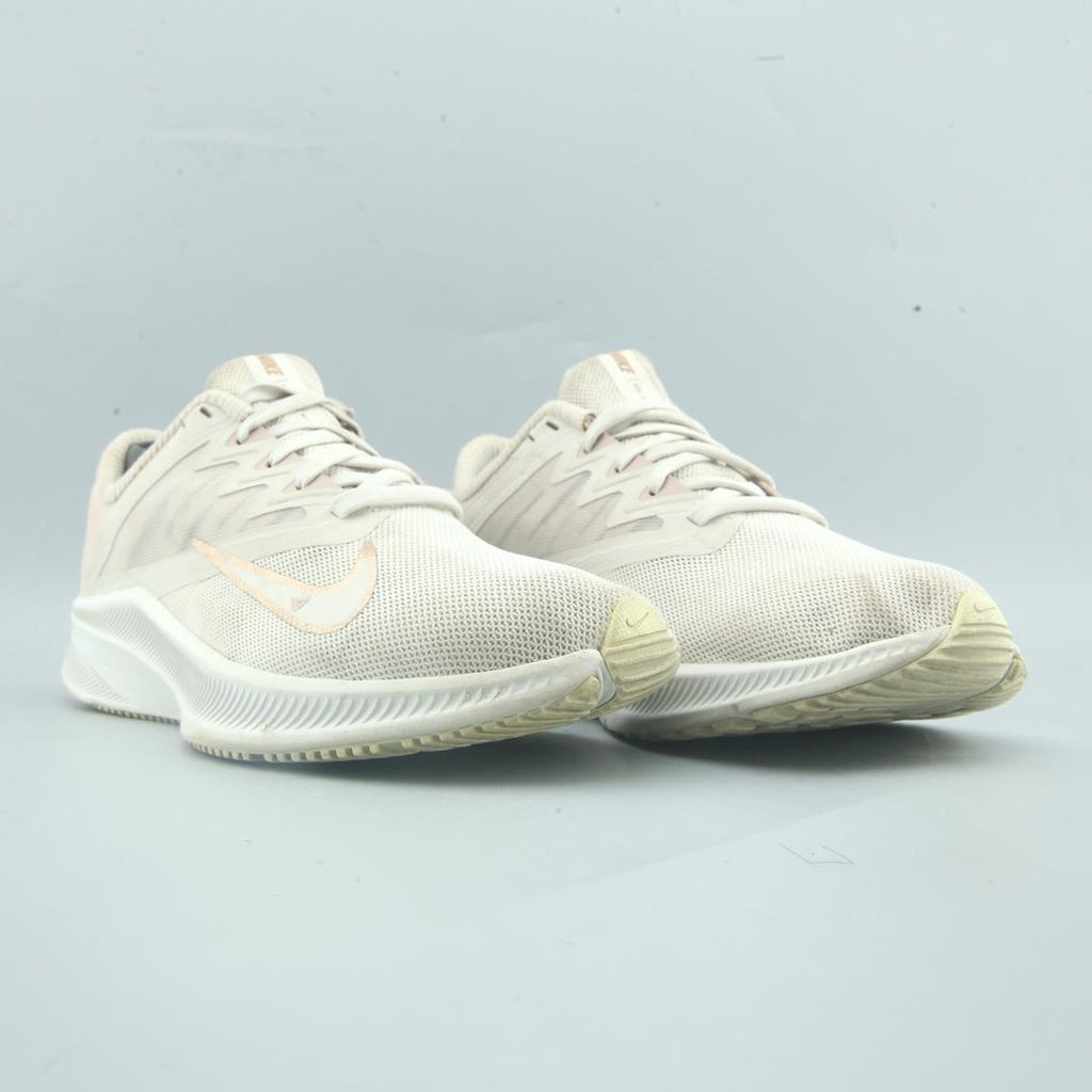 Nike Quest 3