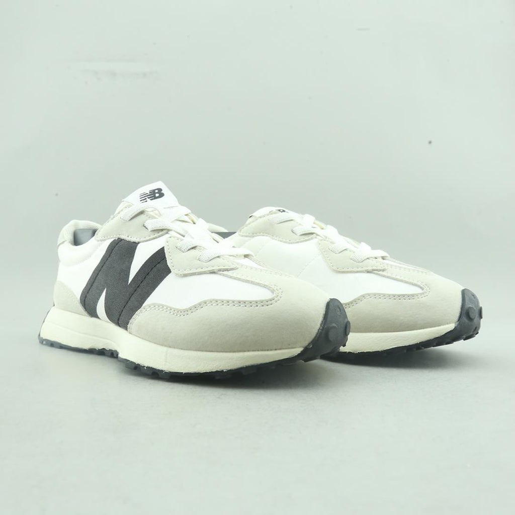 New Balance 327
