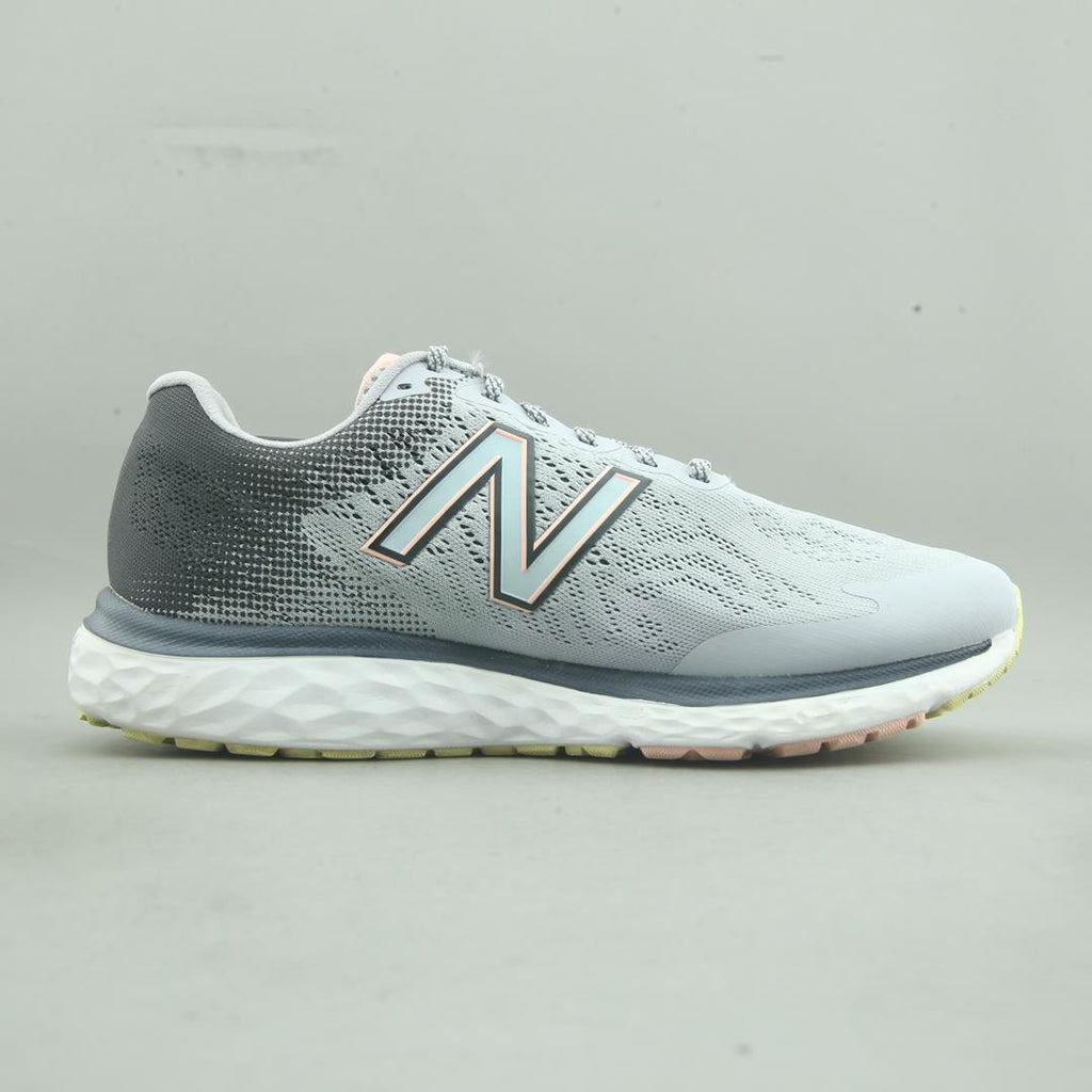 New Balance Fresh Foam 680 V7