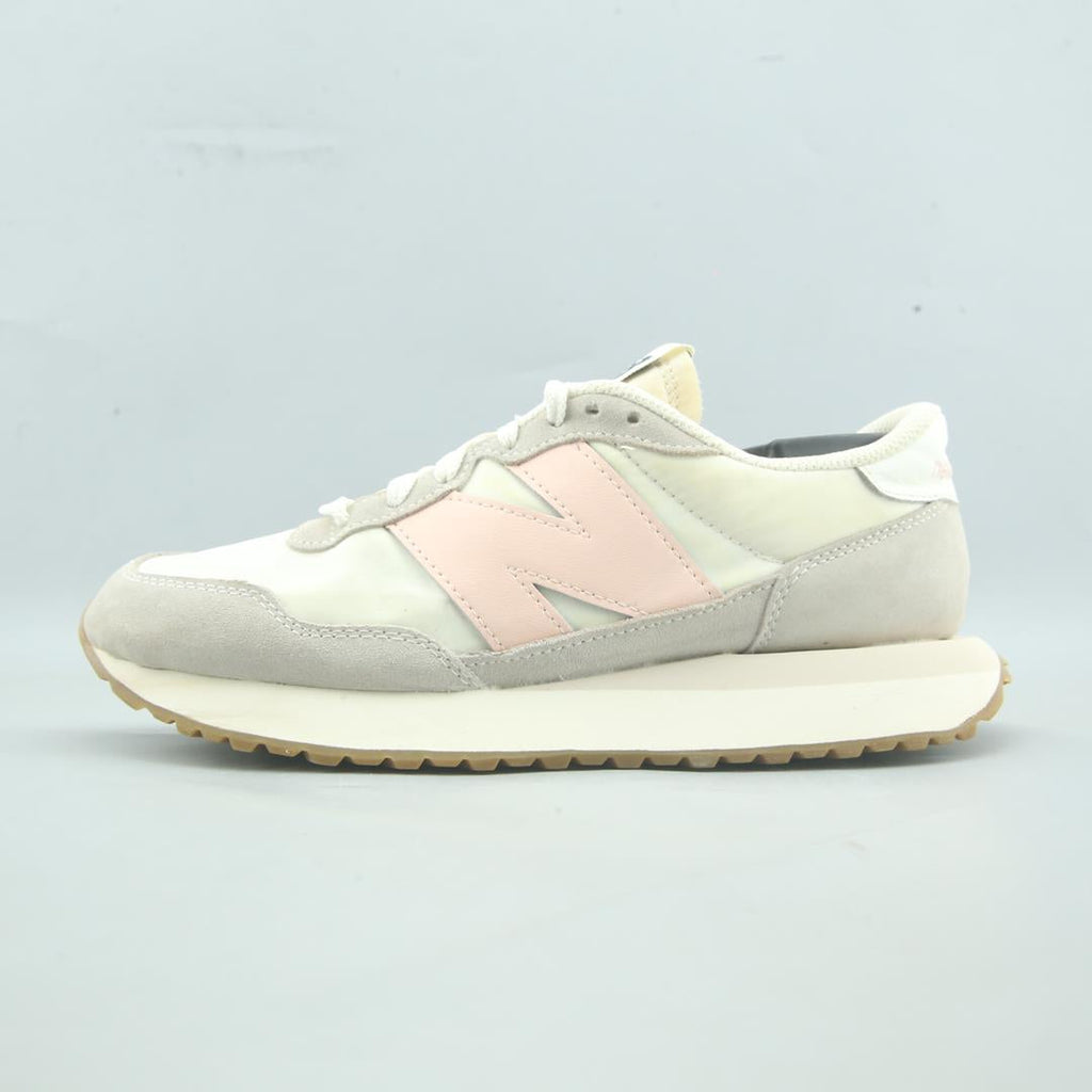 New Balance 237
