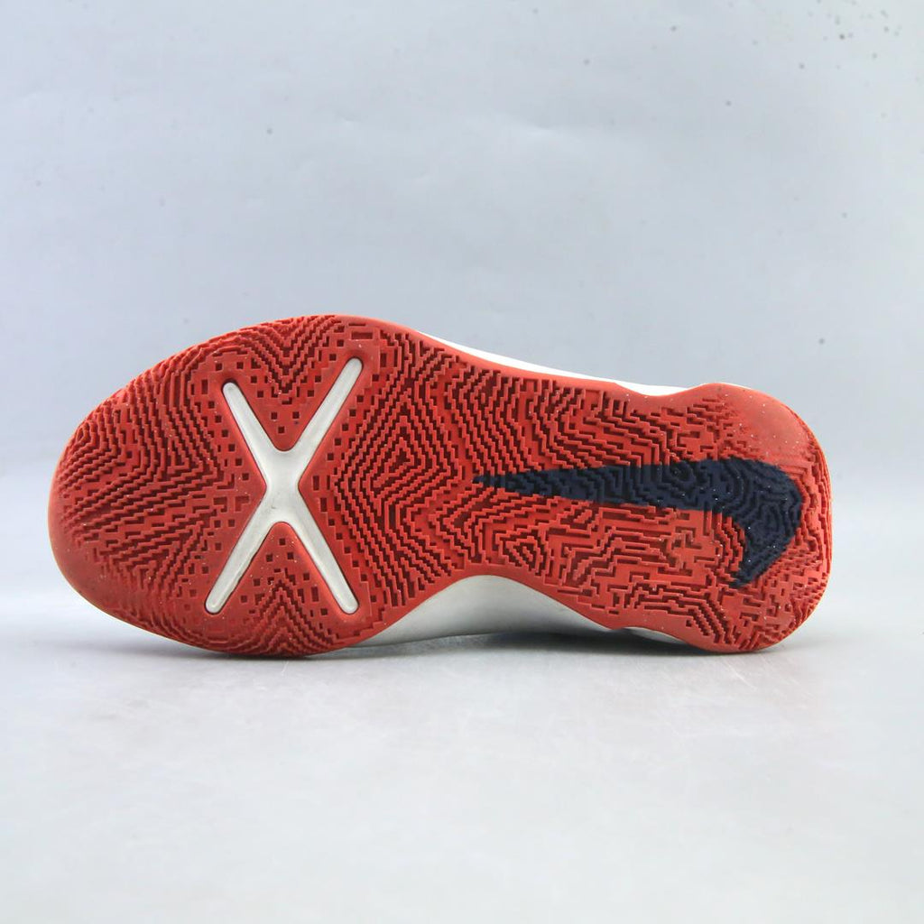 Nike Team Hustle D 10