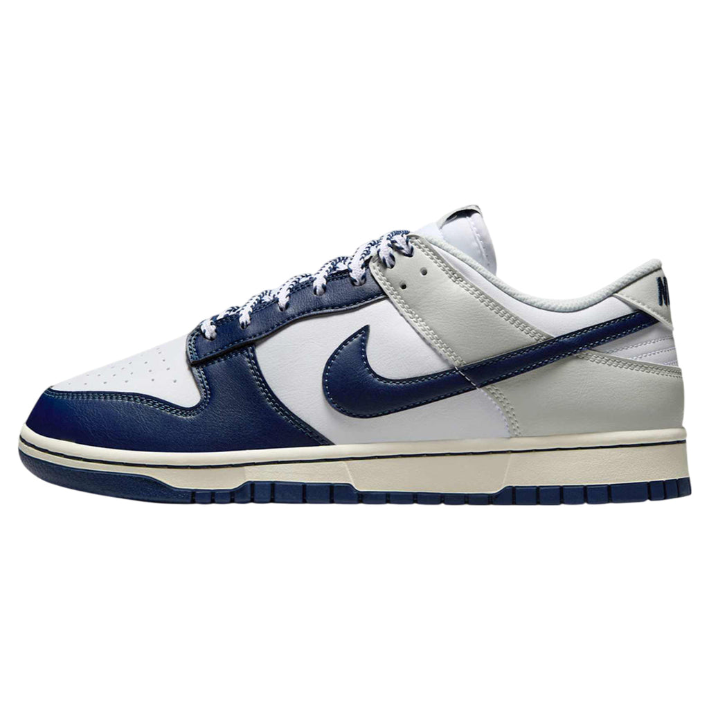 Nike Dunk Low New York Yankees