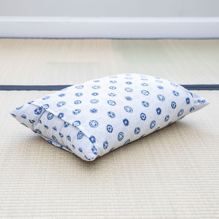 J-Life Dandelion White Buckwheat Hull Pillow