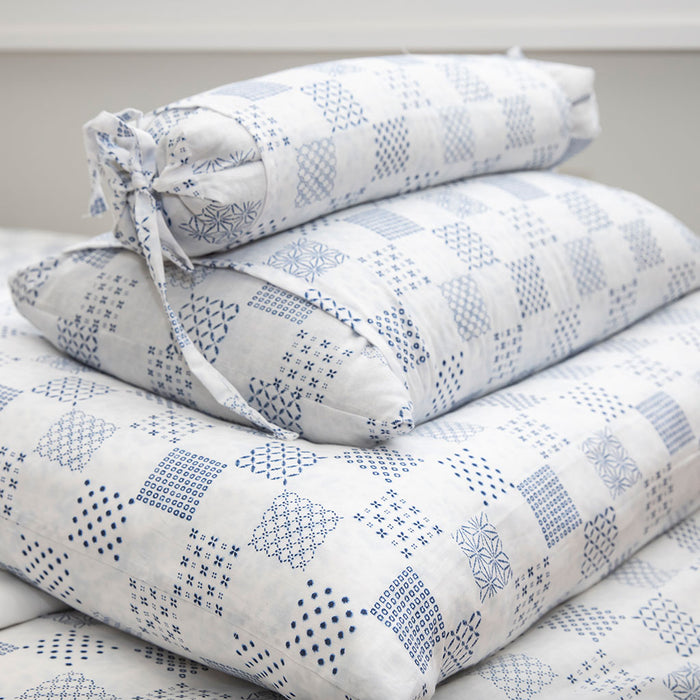 J-Life Igo White Pillowcase
