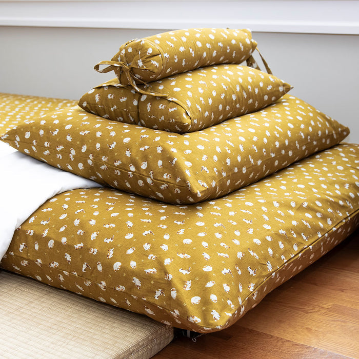 J-Life Koneko Gold Buckwheat Hull Pillow