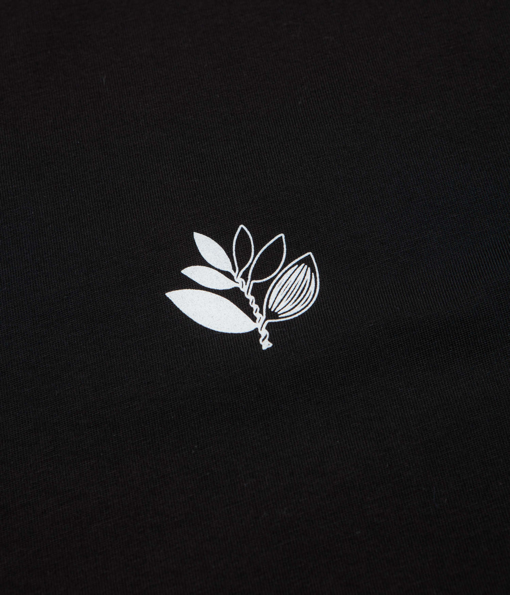 Magenta Yin T-Shirt - Black