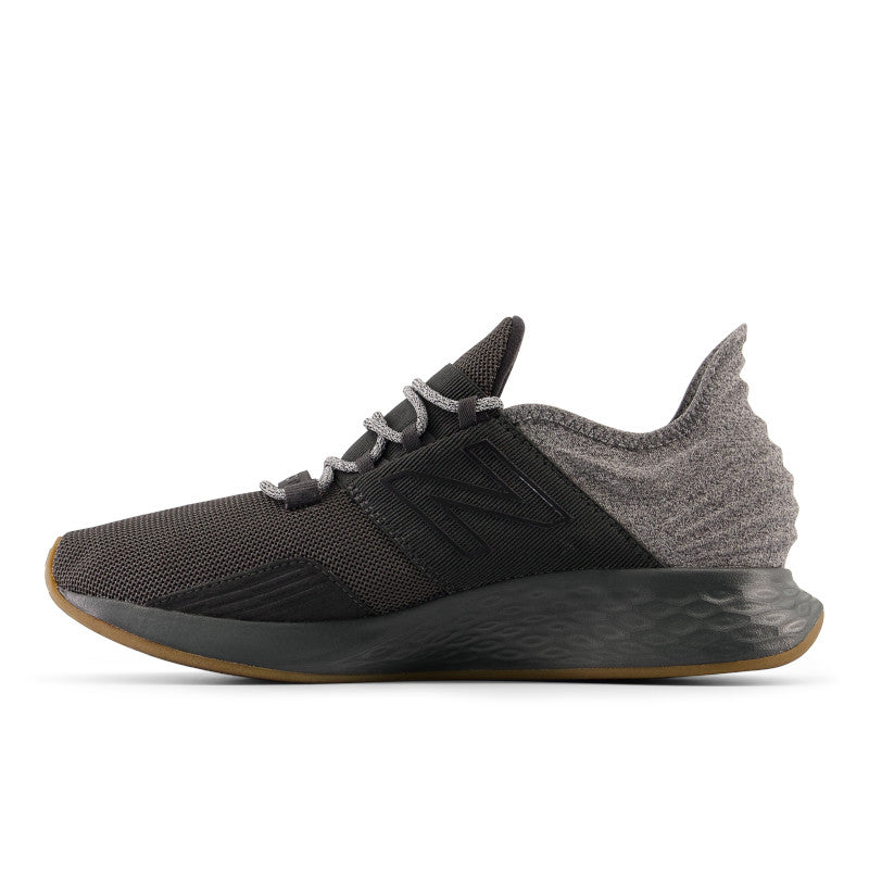 New Balance Men's FRESH FOAM ROAV Sport Lifestyle Shoes in BLACKTOP