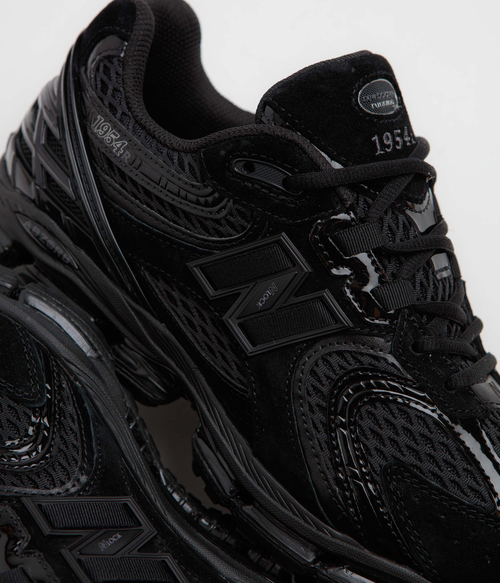 New Balance 1954 Shoes - Black / Black