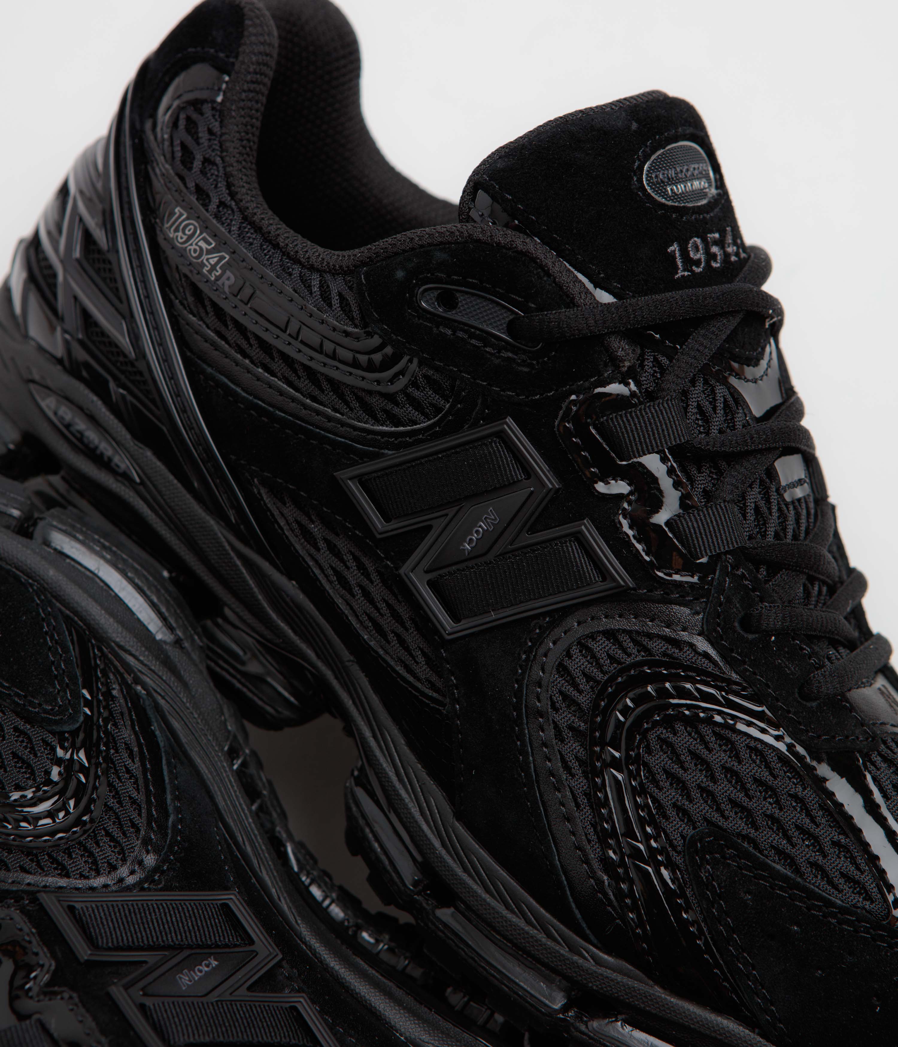 New Balance 1954 Shoes - Black / Black