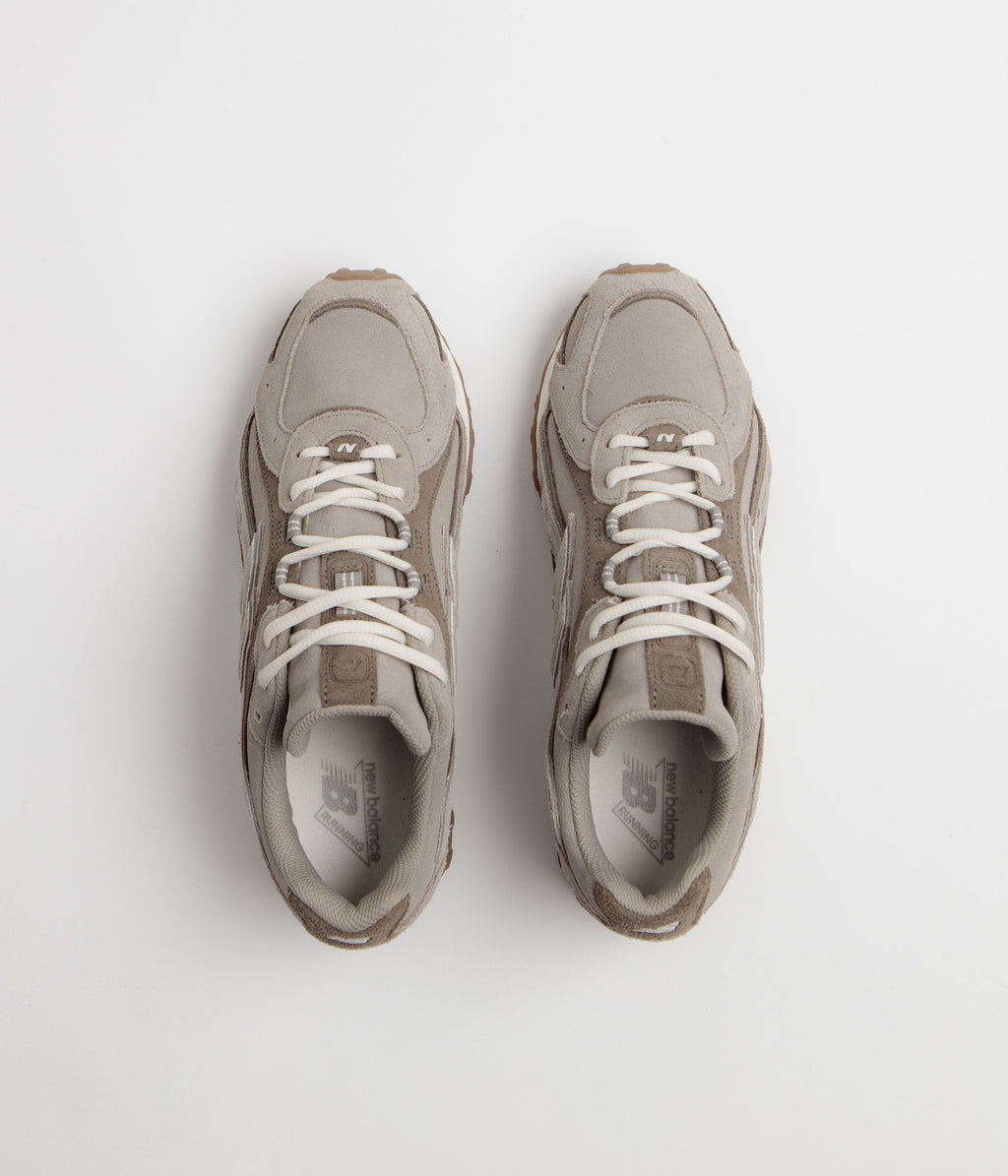 New Balance 204L Shoes - Arid Stone / Thunder Brown