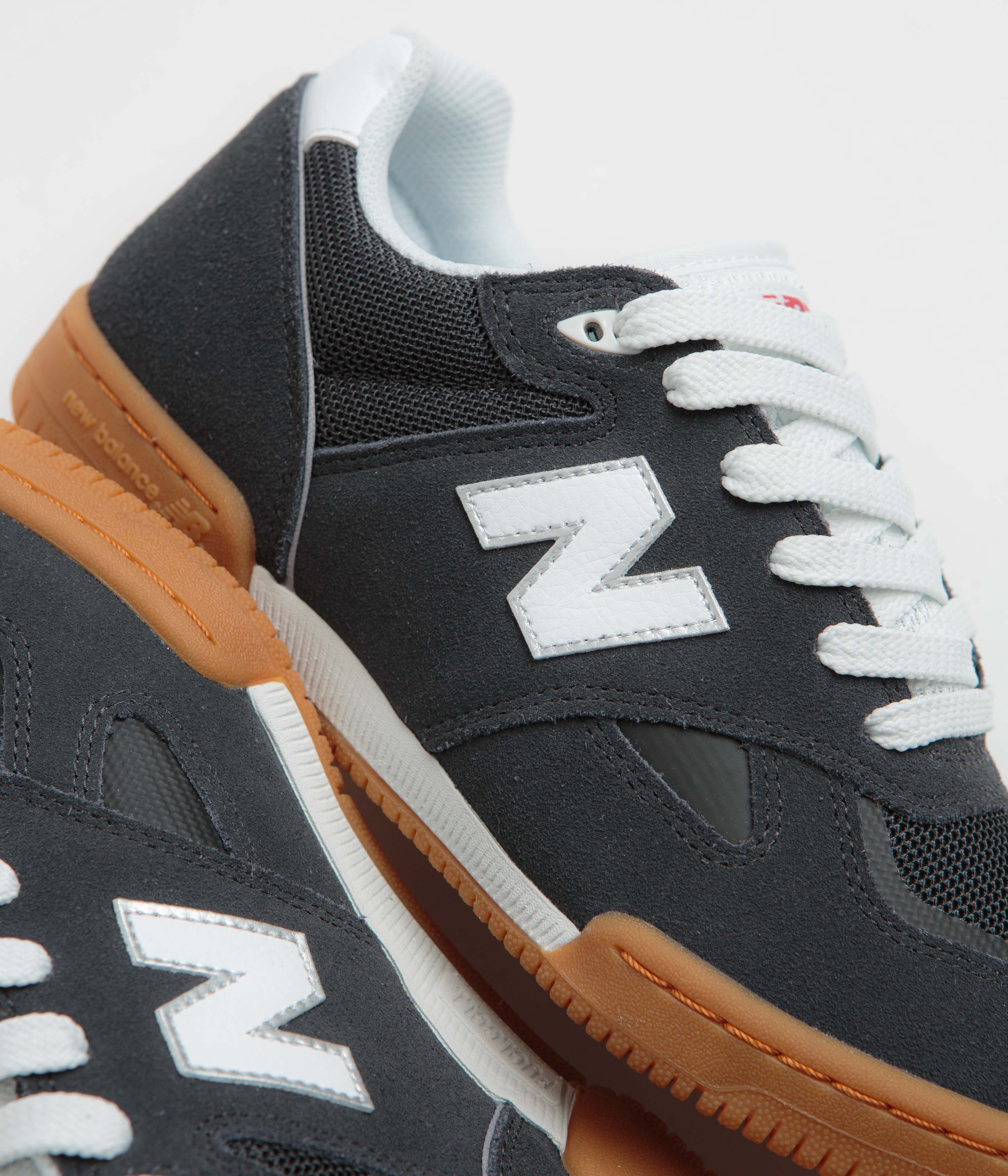New Balance Numeric 600 Tom Knox Shoes - Phantom / Gum