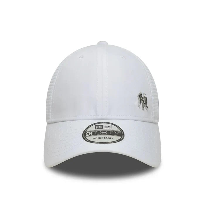 NEW ERA Flawless 9FORTY Trucker Cap New York Yankees White