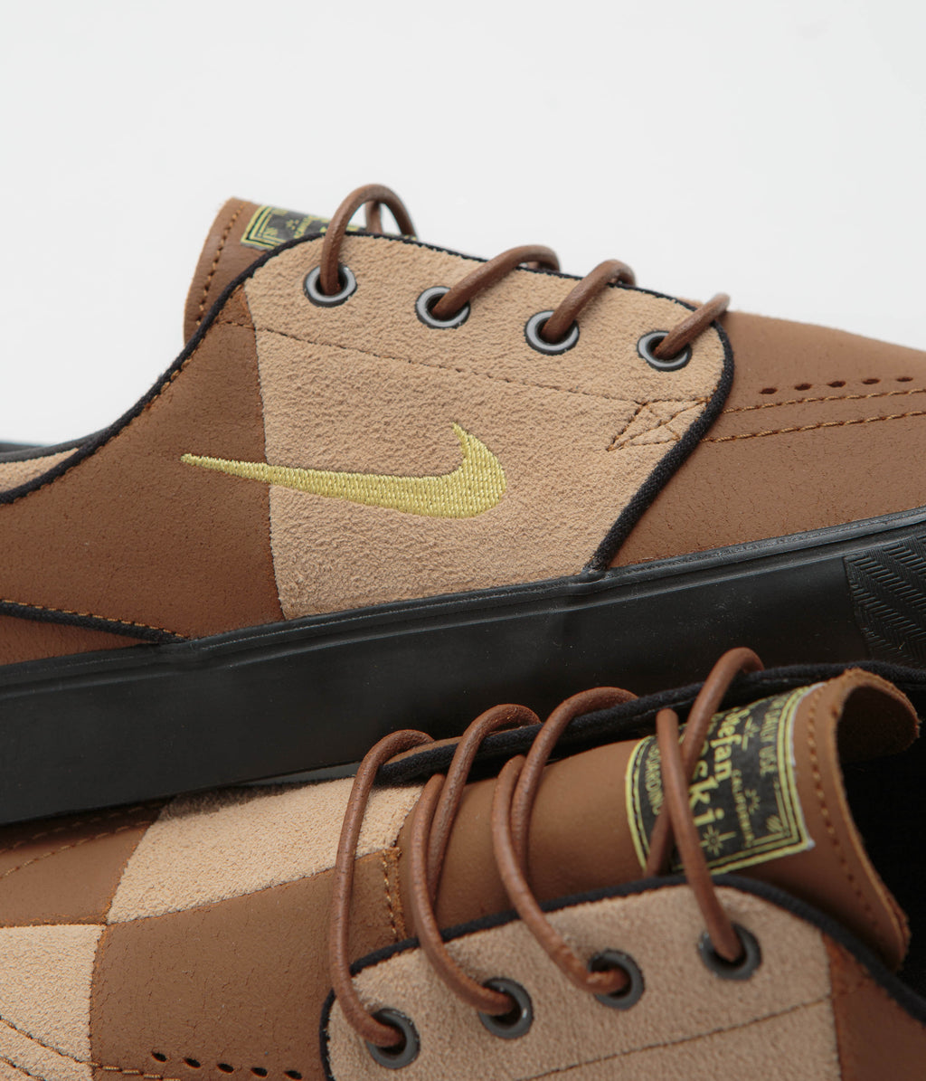 Nike SB Janoski OG+ Premium Shoes - Light British Tan / Saturn Gold - Hemp - Black