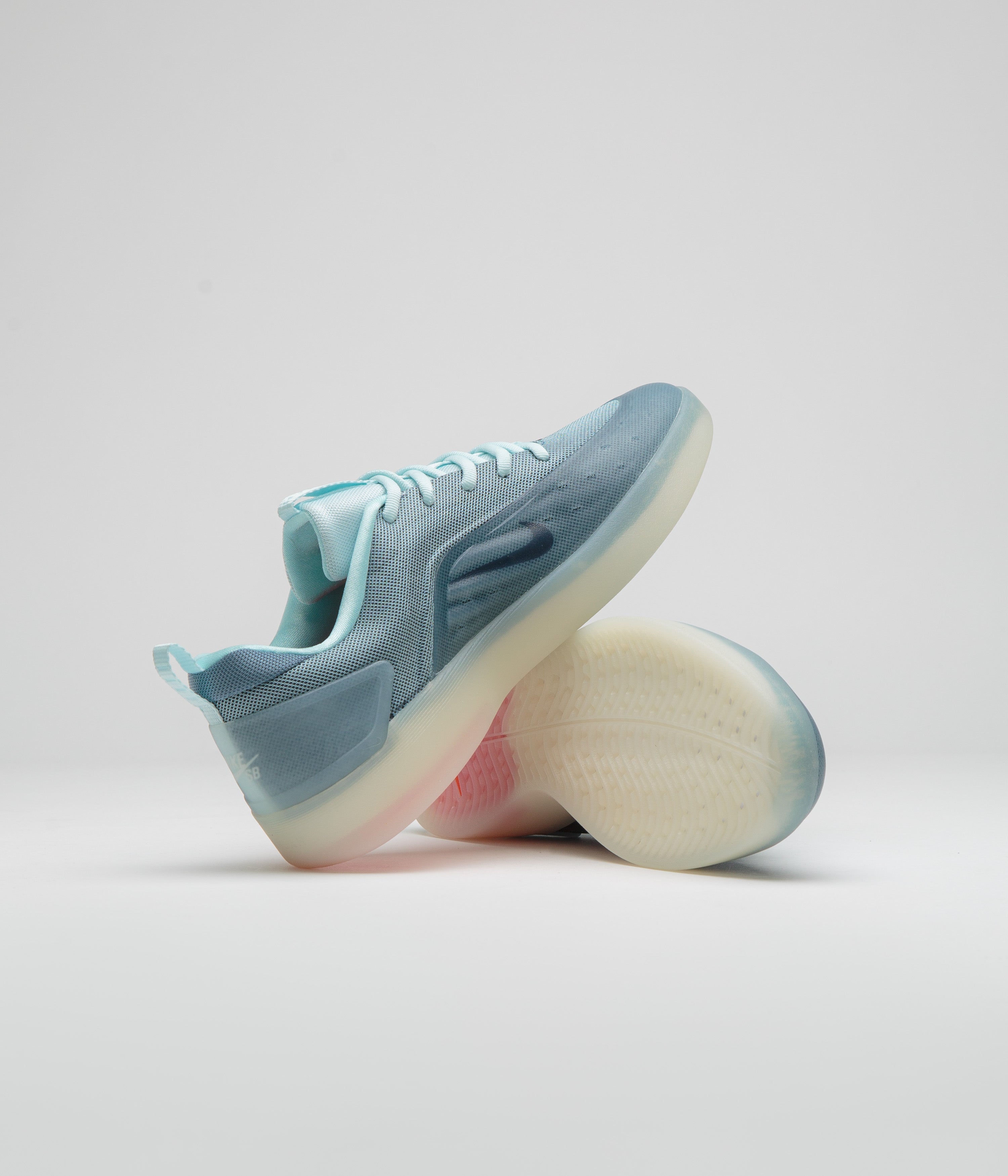 Nike SB Nyjah 4 Shoes - Glacier Blue / Black - Smokey Blue - Sail