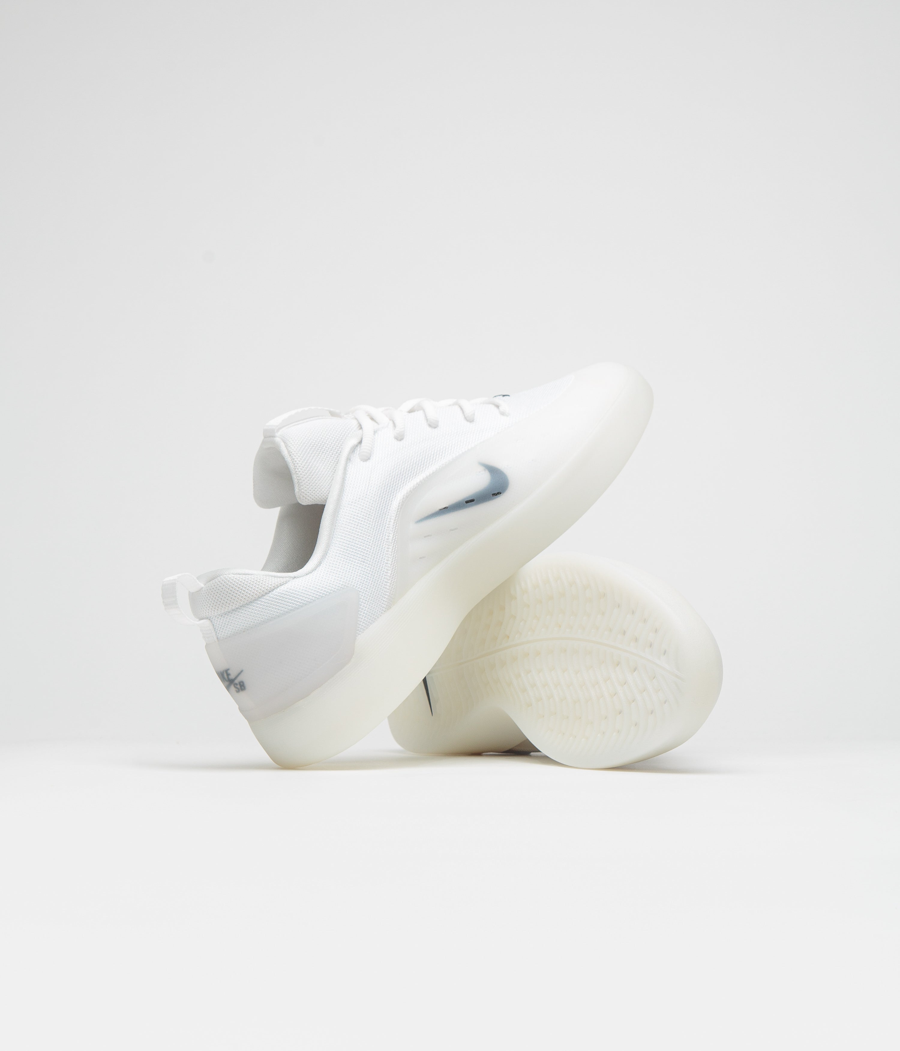Nike SB Nyjah 4 Shoes - White / Black - White - Black