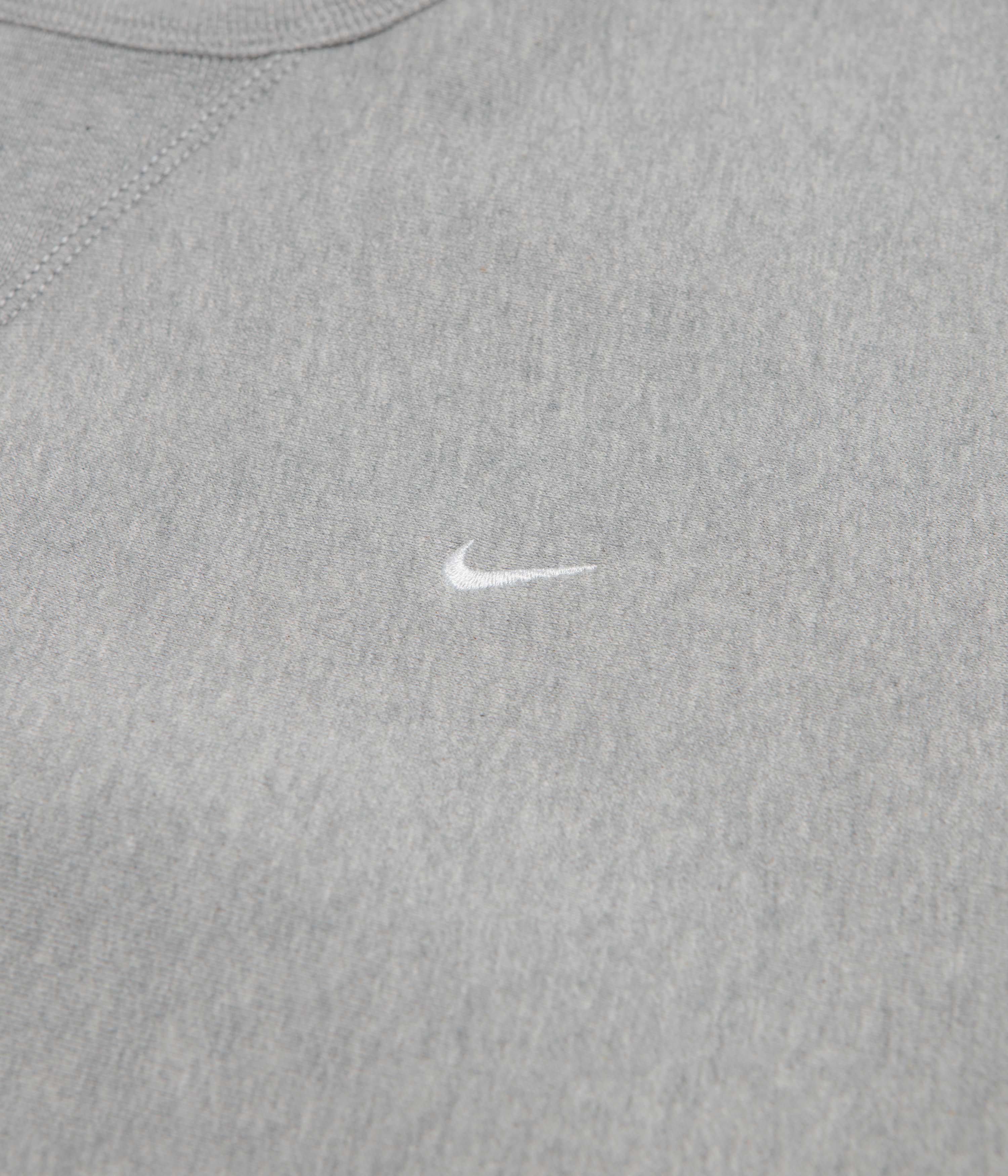 Nike Solo Swoosh Crewneck Sweatshirt - Dark Grey Heather / White / White