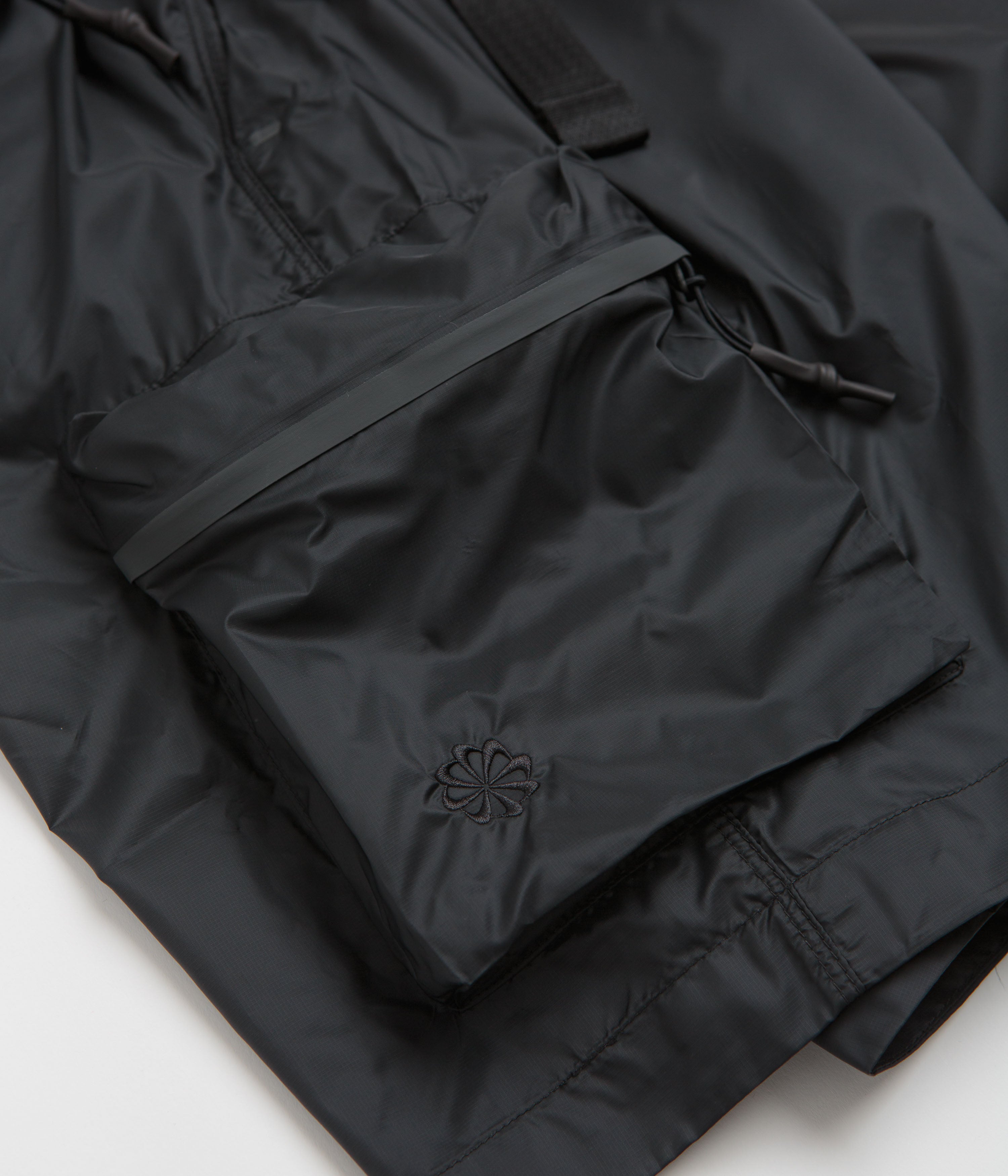 Nike Woven Utility Shorts - Black / Black / Black / Black