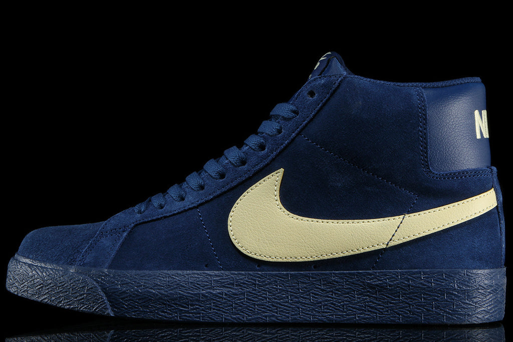 Zoom Blazer Mid