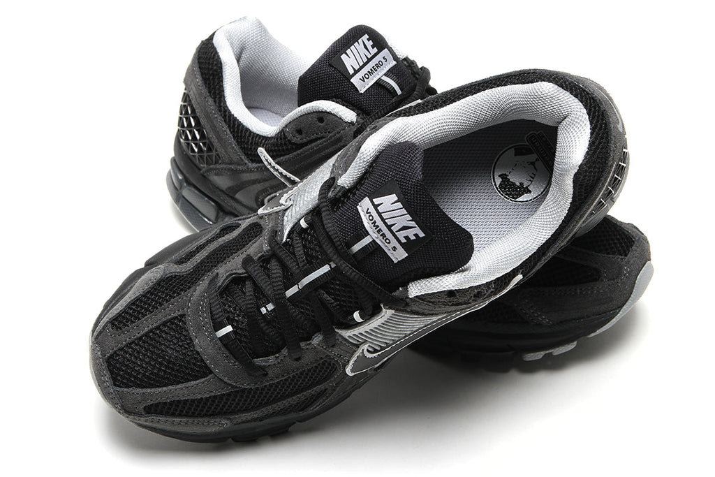 Zoom Vomero 5