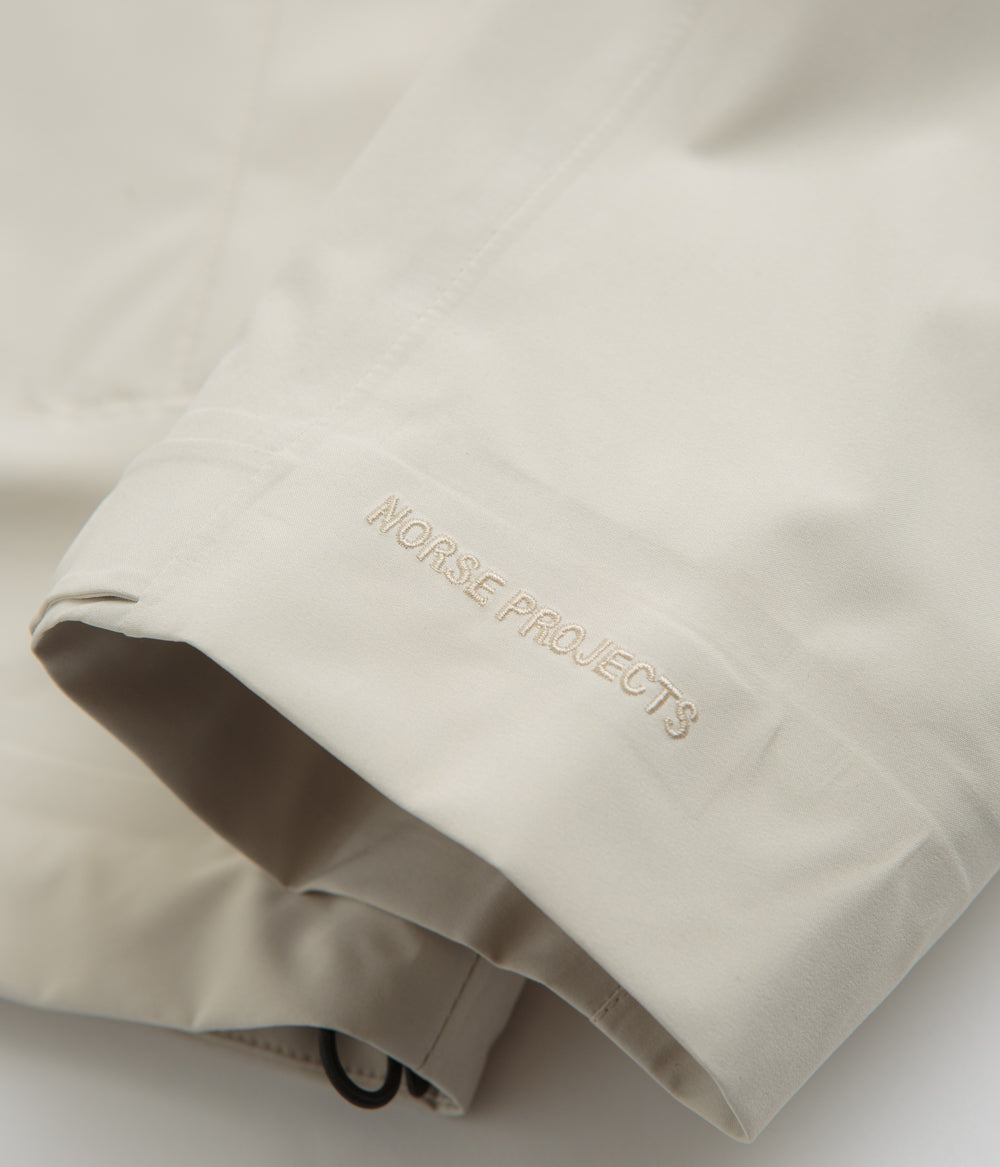 Norse Projects 3L Waterproof Stand Collar Jacket - Kit White