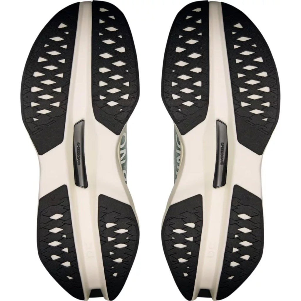 On Running Cloudboom Max White Black