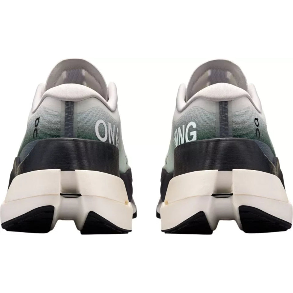 On Running Cloudboom Max White Black