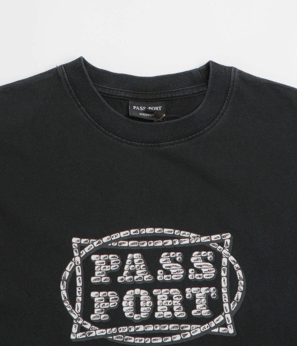 Pass Port Stone Circle T-Shirt - Washed Black