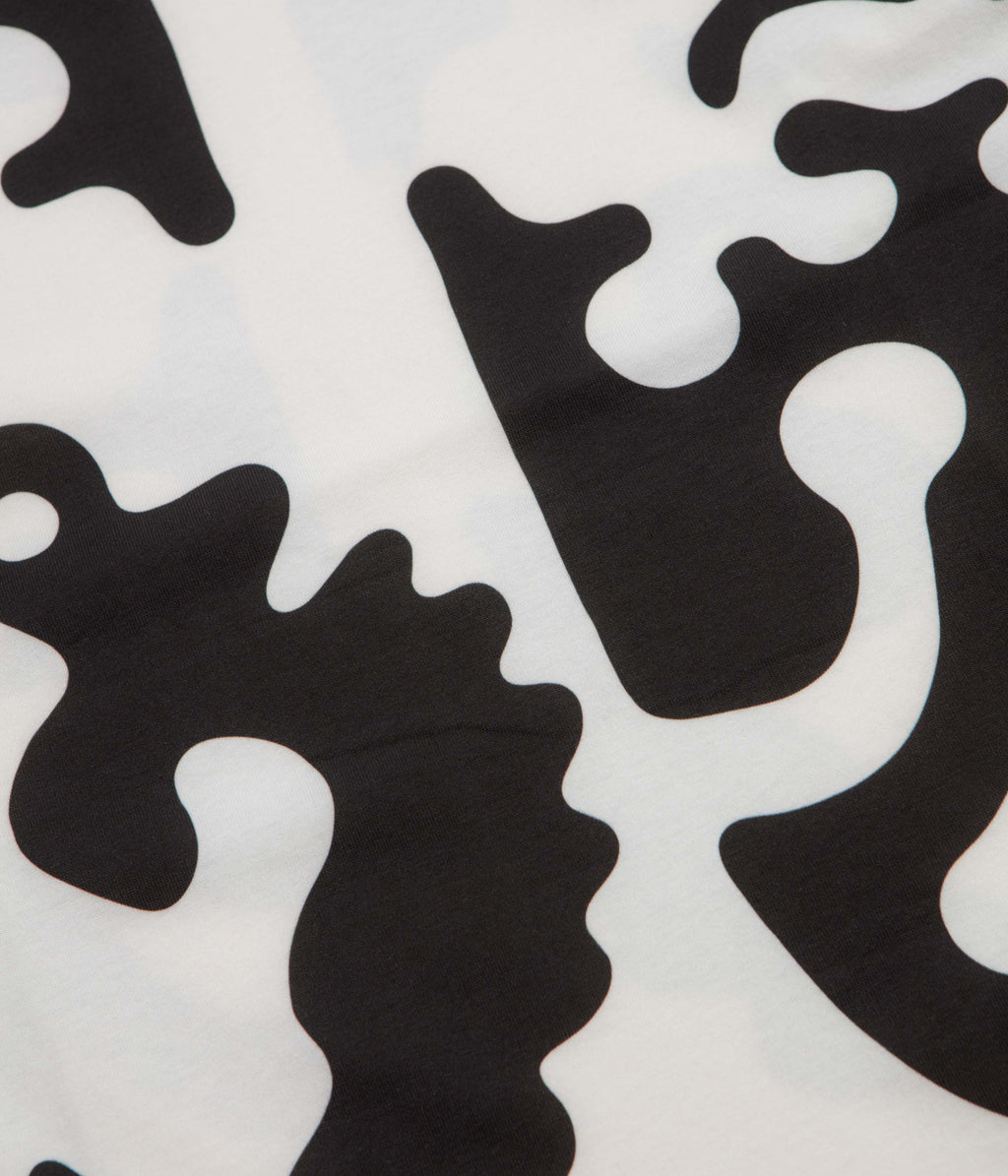 The Trilogy Tapes Clogged Bear T-Shirt - Black / White