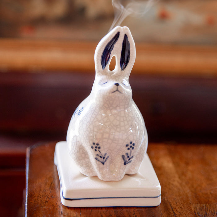 Usagi 兎 Rabbit Incense Holder