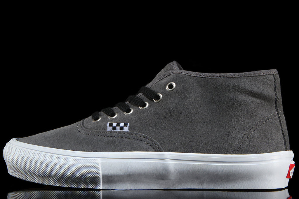 Skate Authentic Mid
